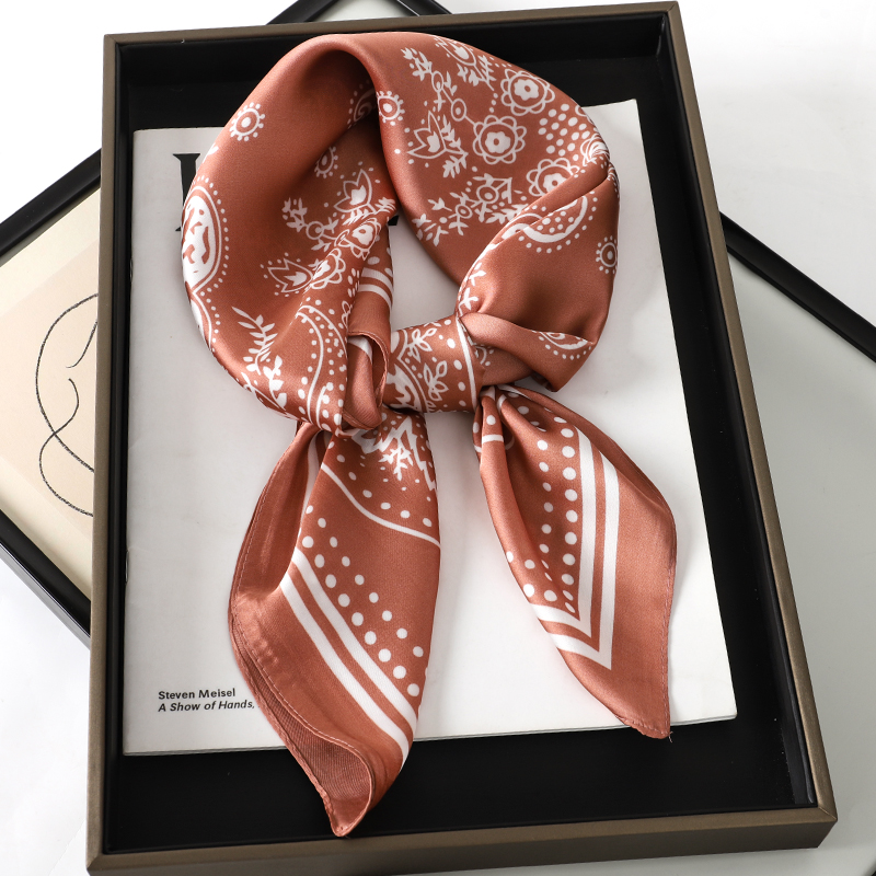Lüks Marka İpek Kare Paisley E - Luxury Skincare Headband incelemesi ve fiyatı